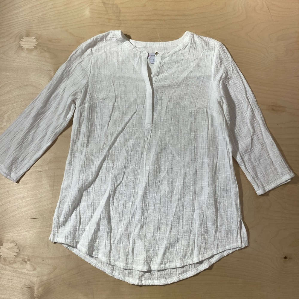 Liz Claiborne White Textured Blouse Medium (QQ)